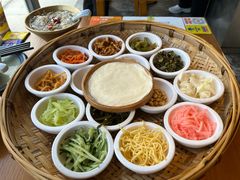 -包整·丝娃娃(一览甲秀楼风景店)