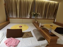 -良子足疗按摩
