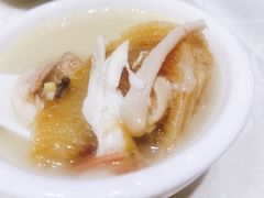 鸡煲中勾翅-凤城礼记鱼翅海鲜酒家(新马路总店)
