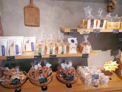 零售区-啊噗吐呦现场烘焙(麦凯乐店)