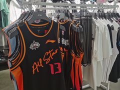 -李宁(大商新玛特店)