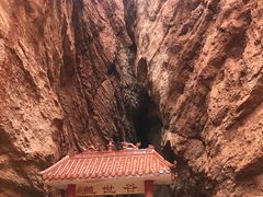 -天山神秘大峡谷