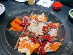 红汤锅-重庆古老火锅