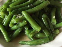 -维吾尔餐厅(宜山路店)