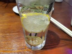 咸柠檬七喜-陈光记烧腊(长寿路店)