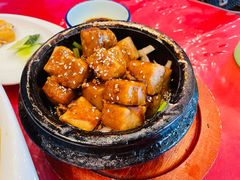 -侬佳蒸菜馆(听潮店)