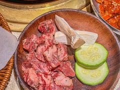 -蚂蚁洞·烤肉大营地(上海静安大悦城店)