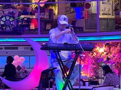 -巴特餐饮6加1音乐餐吧·新疆菜