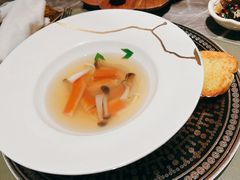 -鸣龙上雅铁板烧日料(长宁店)