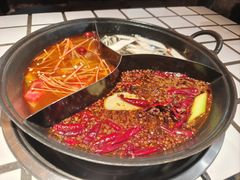 -贰回巷火锅馆(钟楼店)