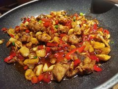 -爱碗亭·鲜炒湖南菜(壹城中心店)