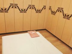 -尚荟汤泉生活馆
