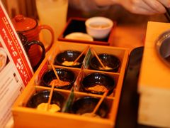 六款口味香盐及PONZU橘子醋-黒豚料理 寿庵(中央駅西口店)