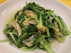 鸡毛菜干丝-鹿港小镇经典老上海菜(长乐路店)