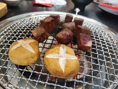 -喵小乙碳火烤肉(大坪协信星光天地店)