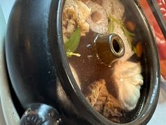 山珍蒸馏汽锅鸡-泓0871臻选云南菜·味庄