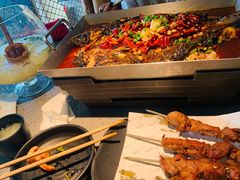 -鸣记脆皮烤鱼·海鲜烤鱼(三八广场店)