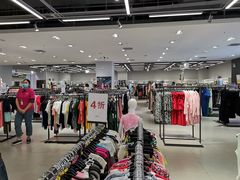 -唯品会(泽胜中央广场店)