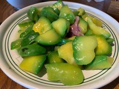 -云海肴·汽锅鸡·云南菜(天山百盛优客店)