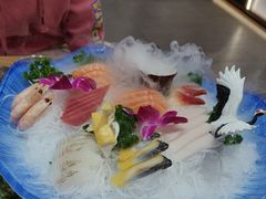 -青瓦餐厅·生鱼片·韩园烤肉(西塔店)