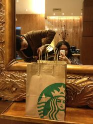 修剪发型-红人馆造型世爵国际