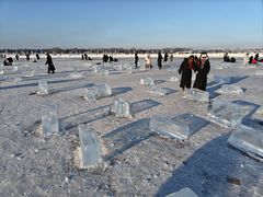 -人民防洪胜利纪念塔