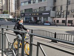 -红宝石·鲜奶小方·海派西点房(南丹店)