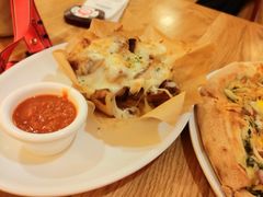 -城市大道红炉披萨烘焙坊