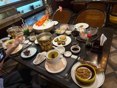 -半岛翡丽海鲜自助餐厅(观风亭店)