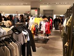 -ZARA(万达广场二七店)
