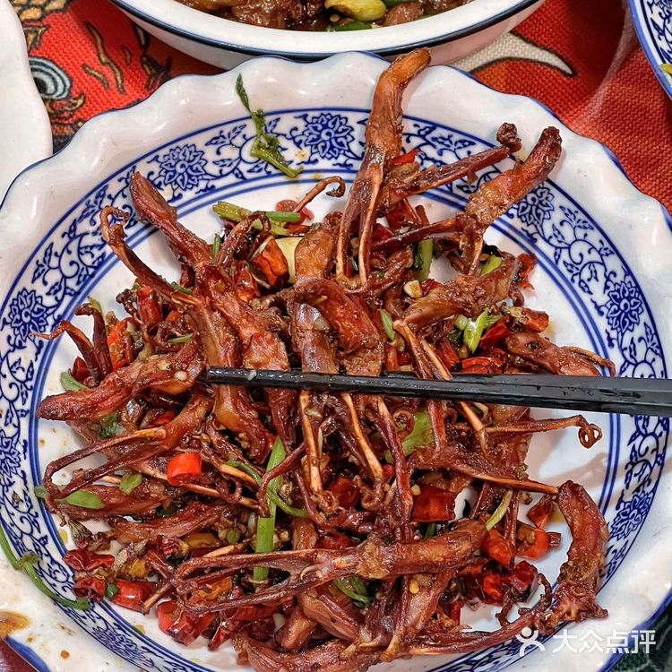 八一公園附近的这家老字号赣菜 真绝👍🏻