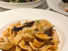 冬阴功海鲜宽面-Mogul Eatery·大亨餐酒馆