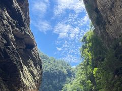 -龙水峡地缝景区