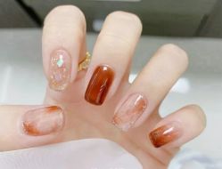 -悦指间美甲美睫