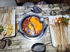 -成都屋头串串香(八府庄店)