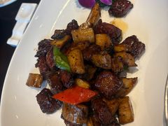 鲍菇牛肉粒-翠山·映月湖景餐厅(映月湖公园店)