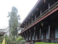 -峨眉山报国寺