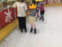 -正佳冰河湾真冰滑冰场