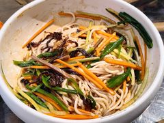 -云海肴·汽锅鸡·云南菜(天山百盛优客店)