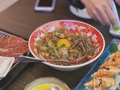 爆炒黑椒牛五花饭-仙隐小鹿中华料理(南宁万象城店)
