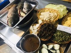 -松江屯东北农家铁锅炖(沧州店)