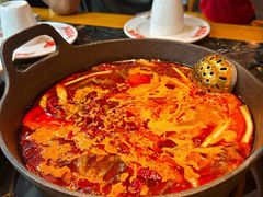 -憨孃孃·重庆老火锅(红山黑金店)