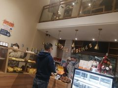 -沁屋面包店(人民东路店)