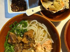 花溪牛肉粉-黔香阁(大上海时代广场店)