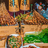 原来在成都宽窄巷子也有像丽江古城一样的小酒馆！