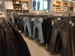 -H&M(华润万象城店)