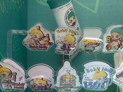 -泡泡玛特POPMART(世豪广场店)