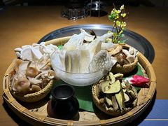 -菌彩云南野生菌火锅(万达广场店)