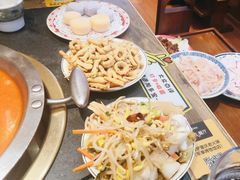 -沸炉重庆老火锅(军事博物馆店)