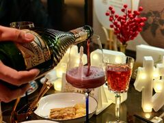 -海派悦庭·海胆烧麦·新融合菜(凯德广场店)